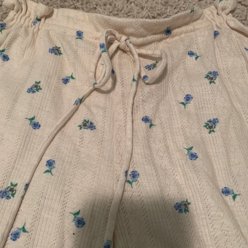 For Love & Lemons Cottagecore Pointelle Shorts - Picture 2 of 4
